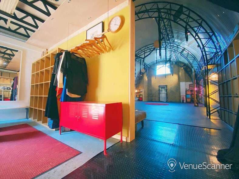 Anatomie Studio, Anatomie Studio photo #1