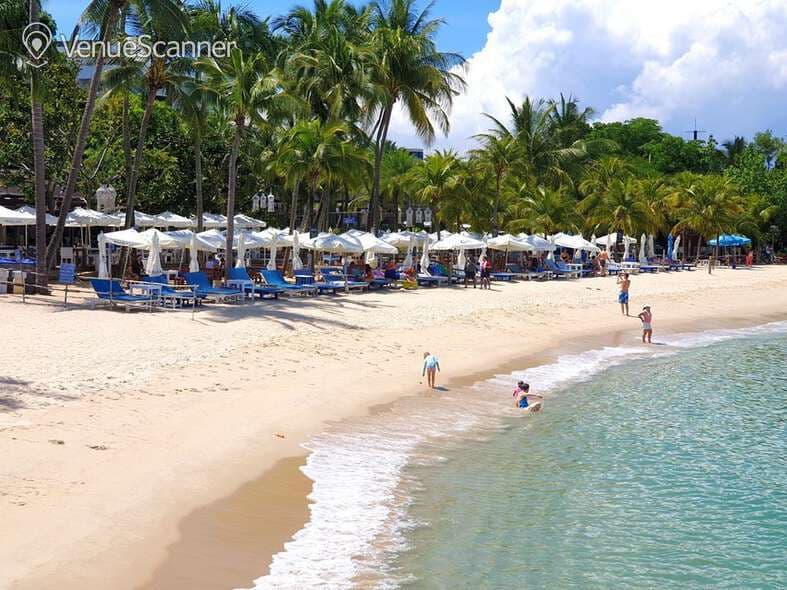 Exclusive Hire, Coastes photo #1