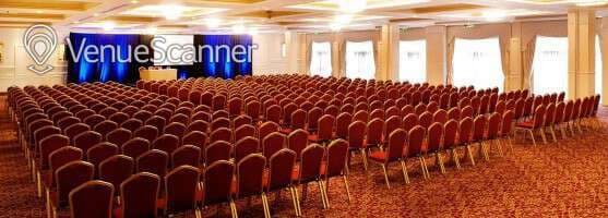 Curragh Room, Red Cow Moran Hotel photo #3