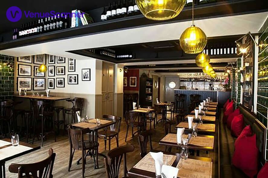 Excusive Hire, Bar-Celona photo #1