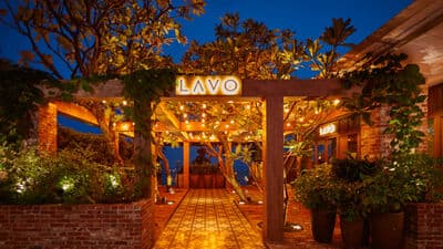 Sky View & Rooftop Bar