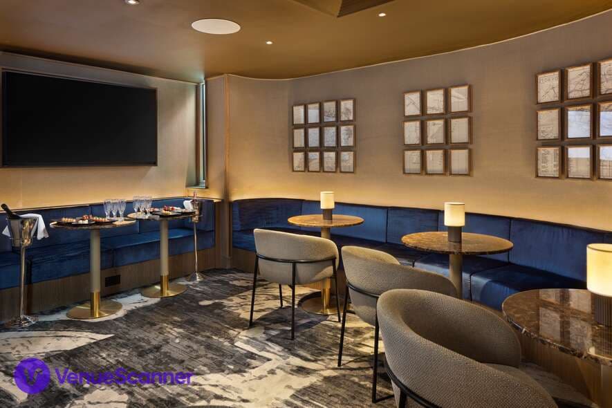 Barnaby's Lounge Bar, Mercure London Earls Court Hotel & Conference Centre photo #1