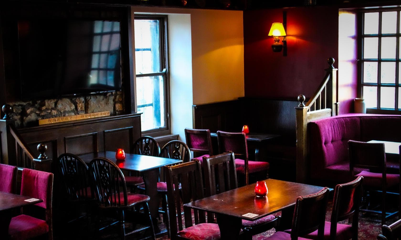 Exclusive Use, Tolbooth Tavern photo #1