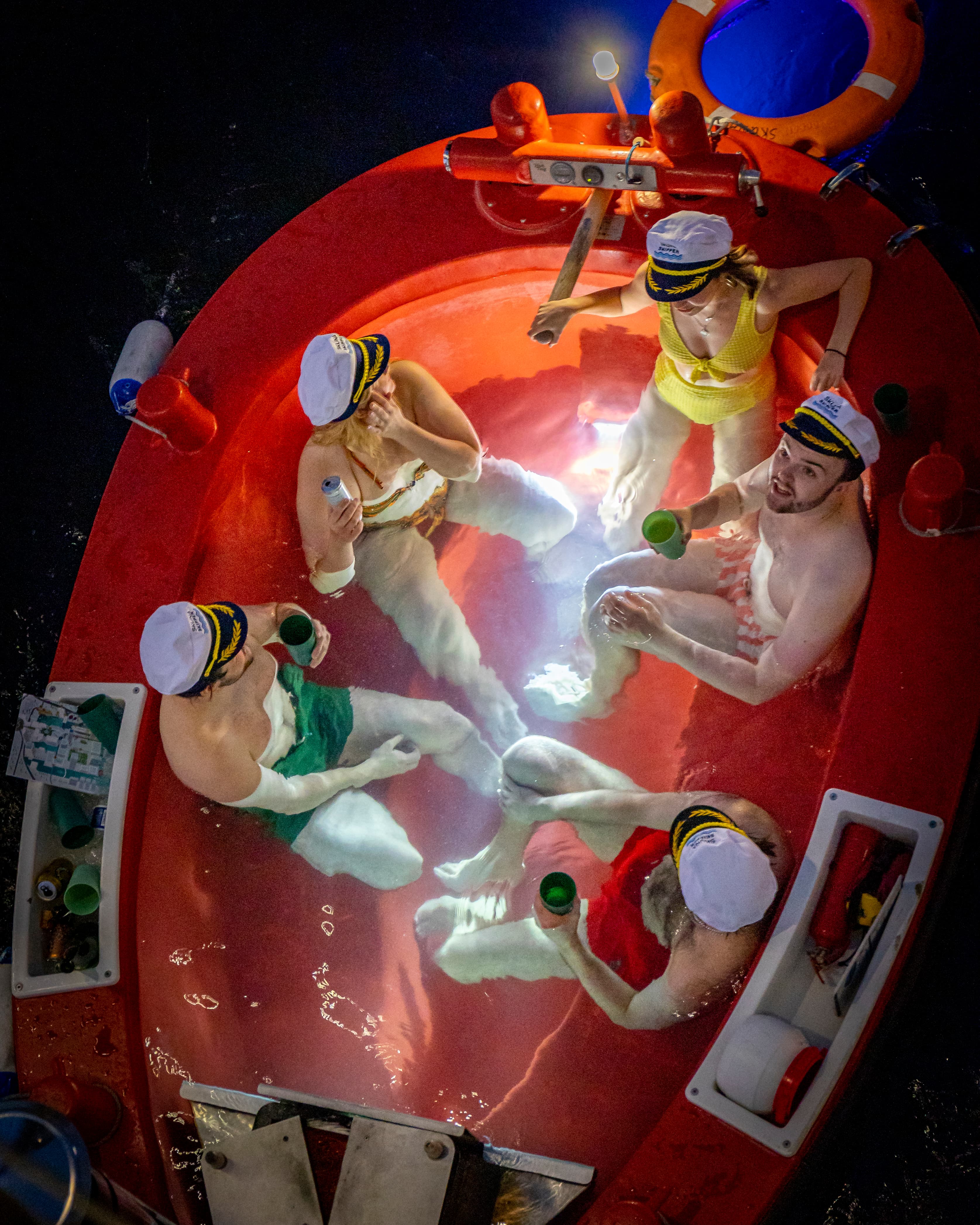 Hot Tub Boat, Skuna Boats photo #3