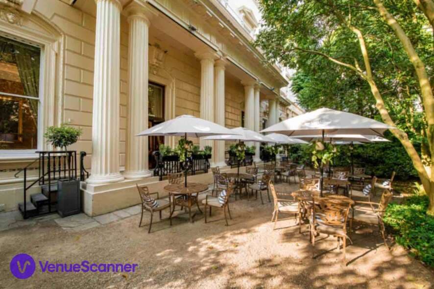 The Carlton, Outside Terrace And Garden, 116 Pall Mall photo #1
