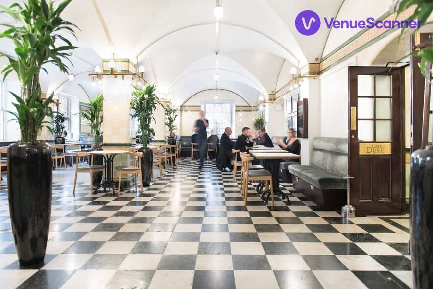 Café Duke, 116 Pall Mall photo #1