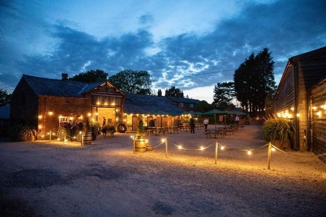 Exclusive Hire, Stock Farm Barn photo #14