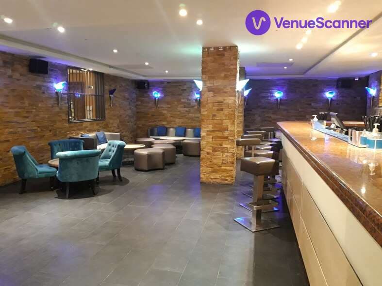 The Main Bar, Courthouse Hotel Soho photo #2