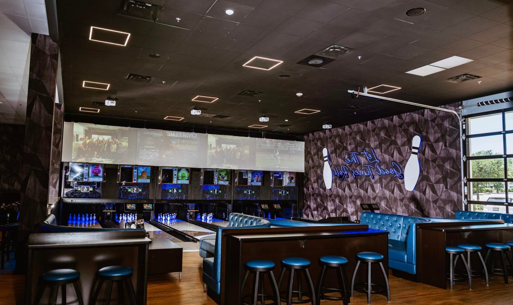 Duckpin Bowling + Darts Room, Crush It! Sports Lounge photo #1