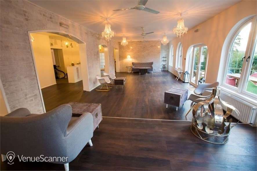 Exclusive Hire, Gray Manor photo #2