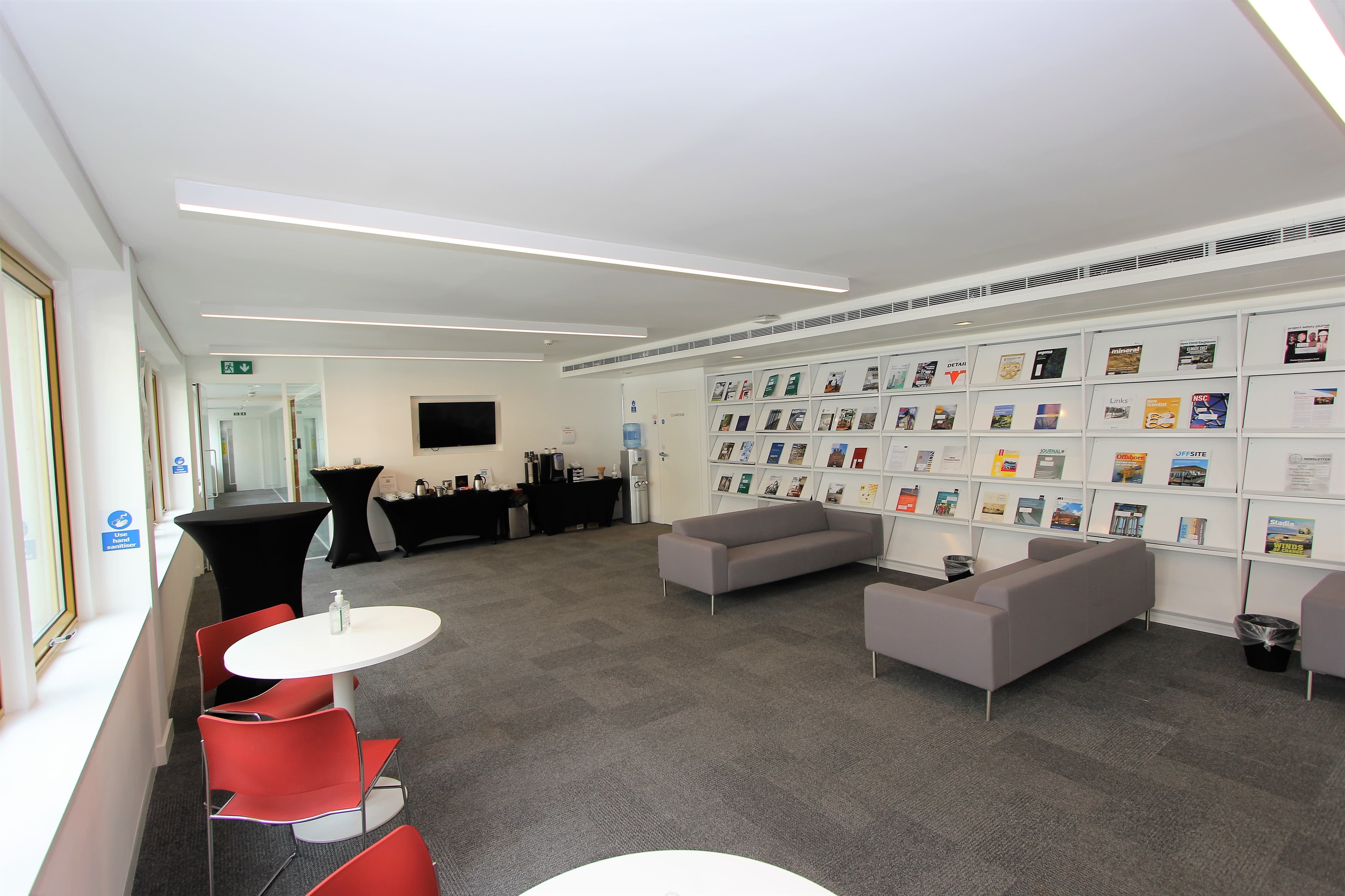 Executive Area, 47 Bastwick St. photo #3