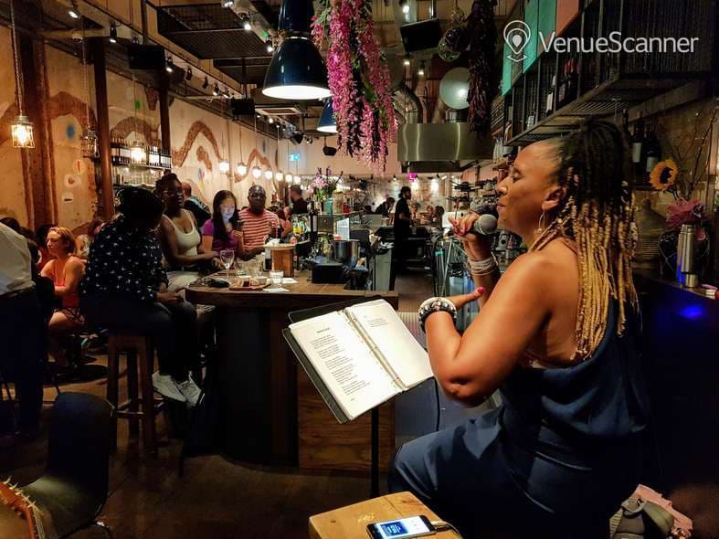 Main Room, Esca photo #7