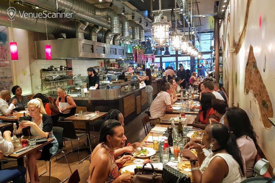 Main Room, Esca photo #3