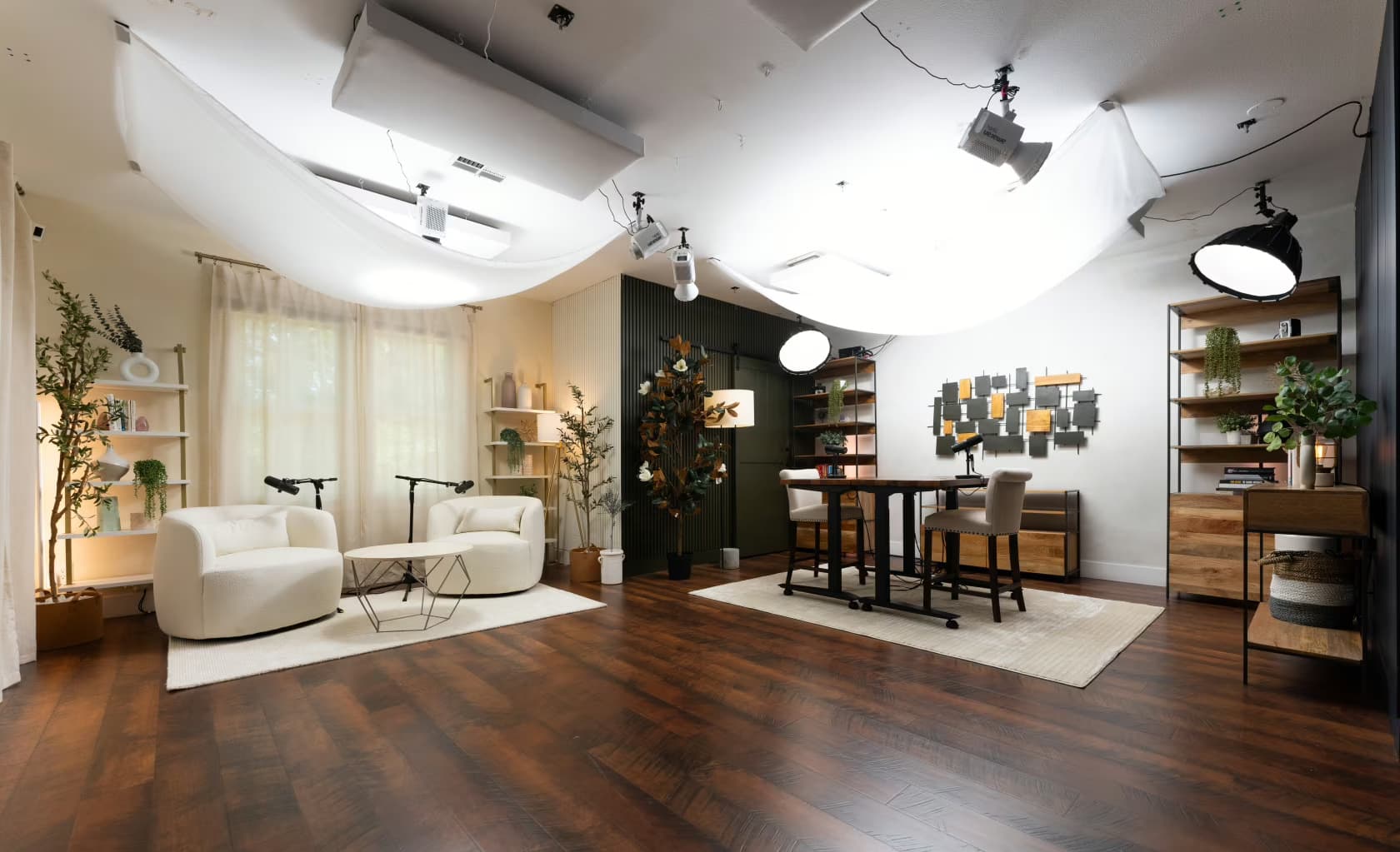 Entire Venue, Authentic Exposure Studio photo #1