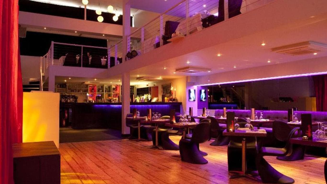 Vintage Circus, Brickhouse photo #6