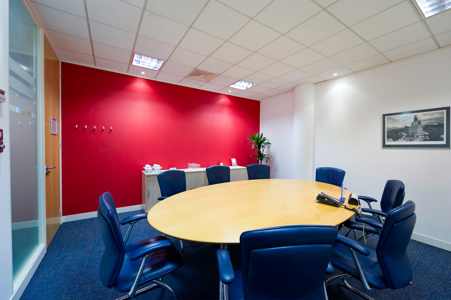 Hawker Sidley, Regus Hatfield Bishop Square photo #6