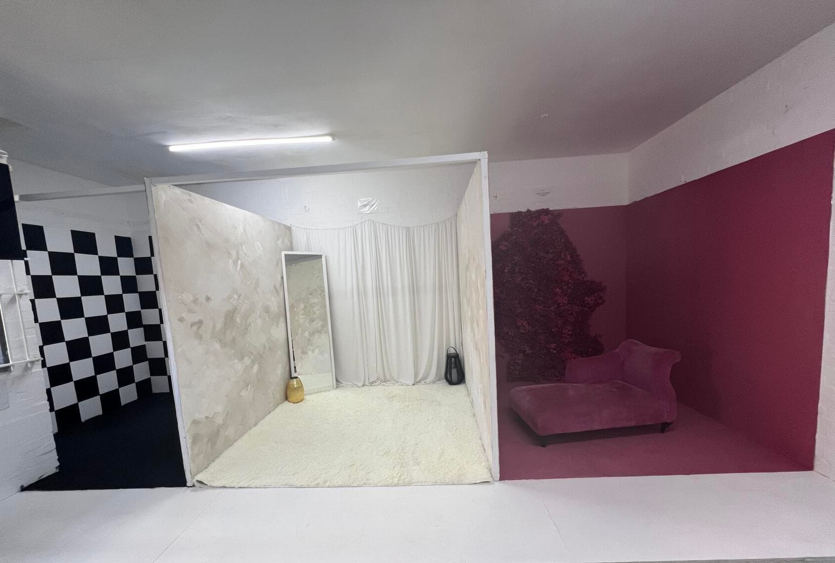 Photo Studio, Whitestudio Birmingham photo #1