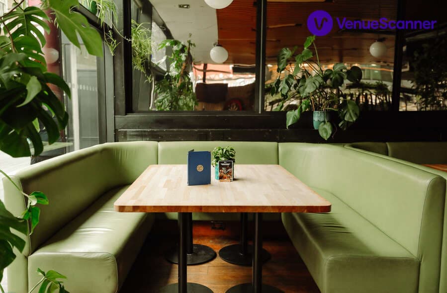 Players Social, The Social Table – Indoor photo #3