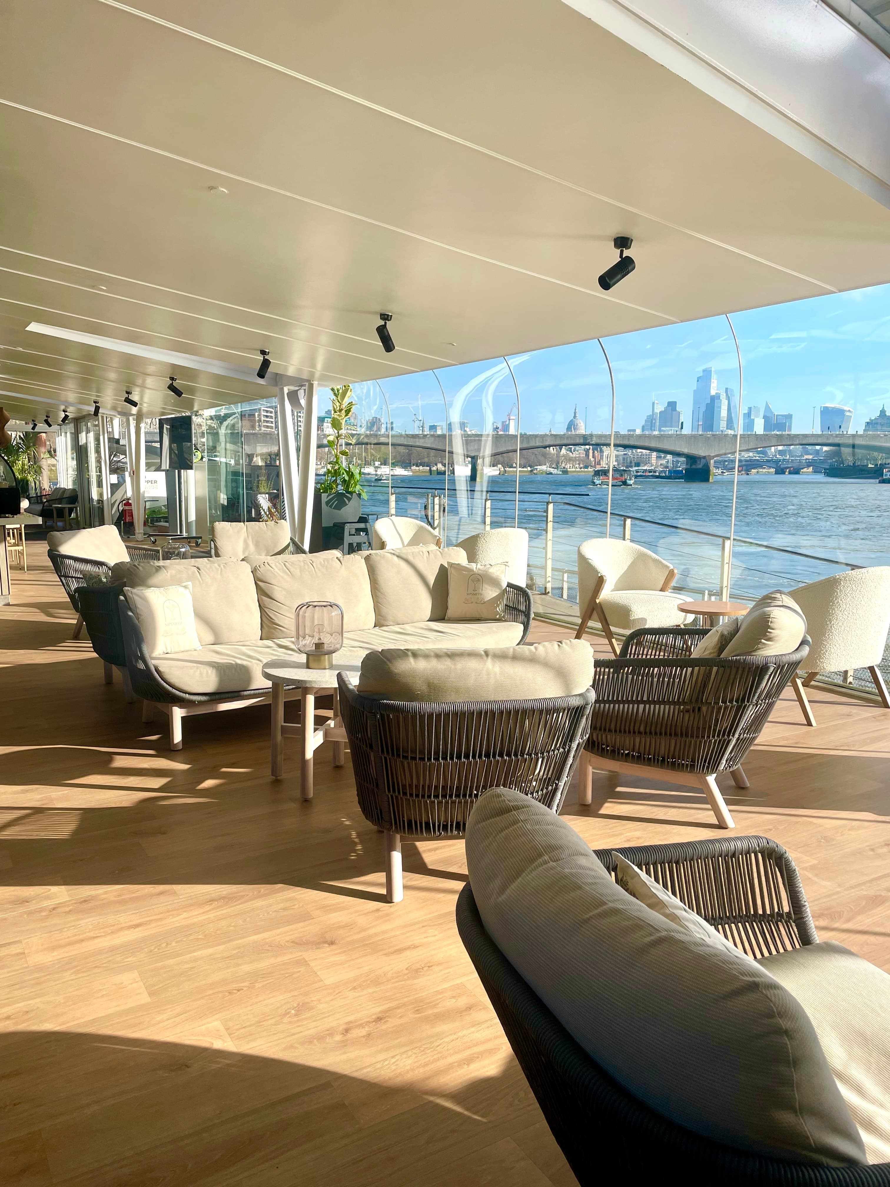 Clipper Lounge EMB, Clipper Lounge EMB photo #24