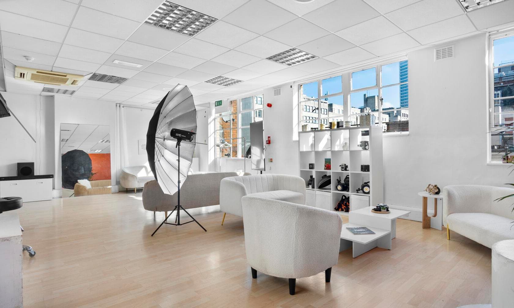 Modern City Photo Studio, Illimitable Spaces photo #2