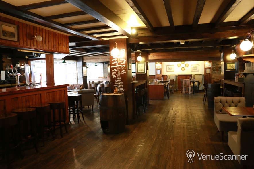 The Tavern Bar, The Tavern Bar / The Dickens Inn photo #19