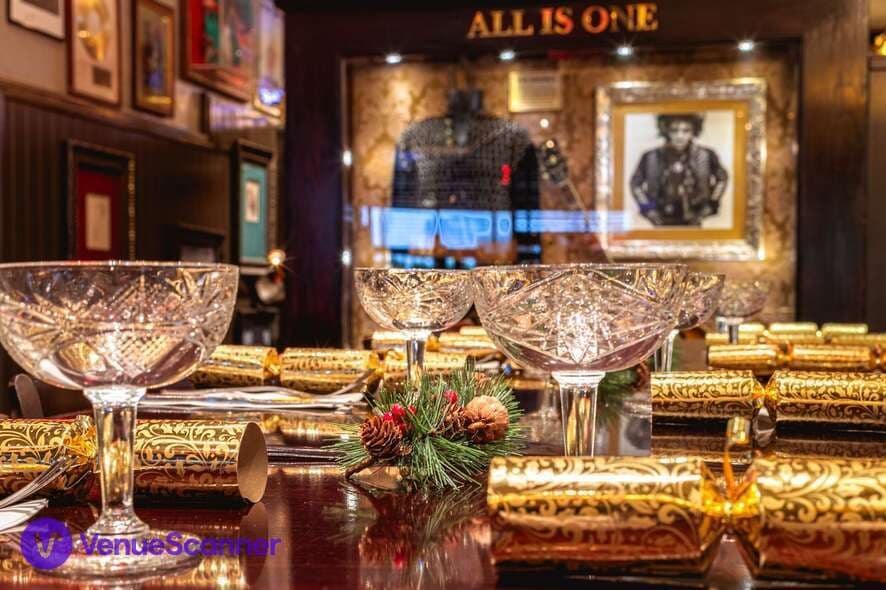 The Cafe, Hard Rock Cafe London photo #2