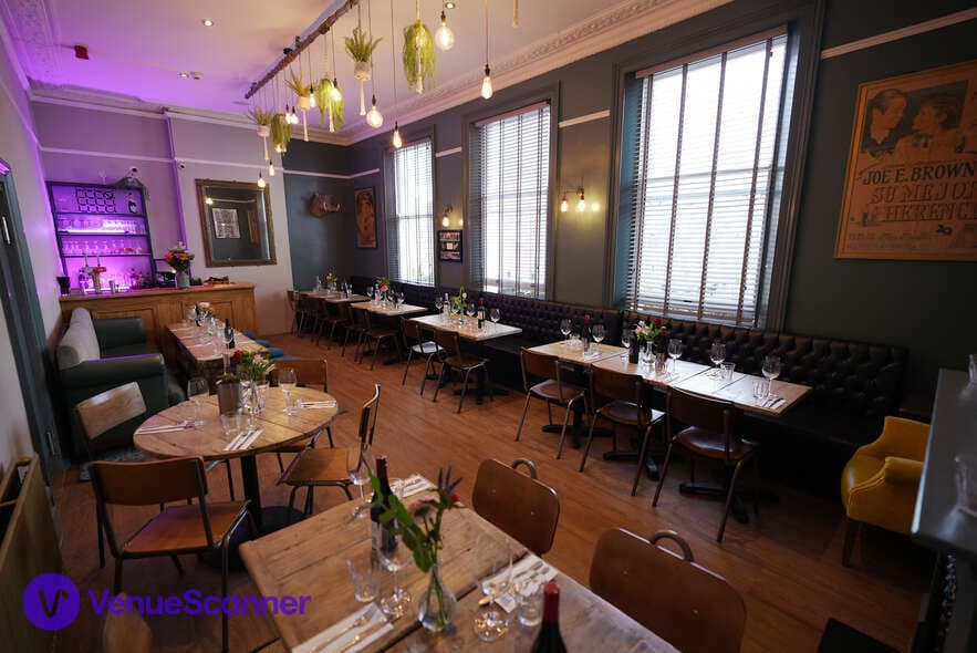 First Floor, The Tommy Tucker photo #15