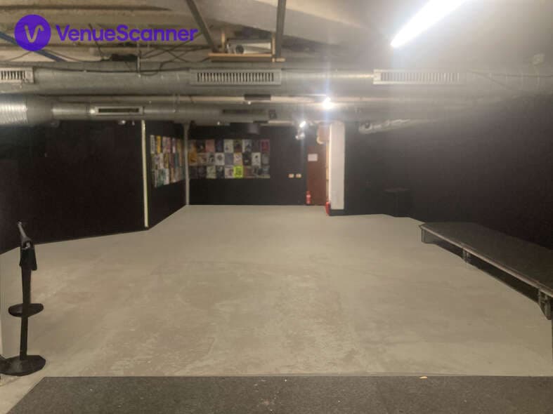 Back Room, Strange Brew photo #3