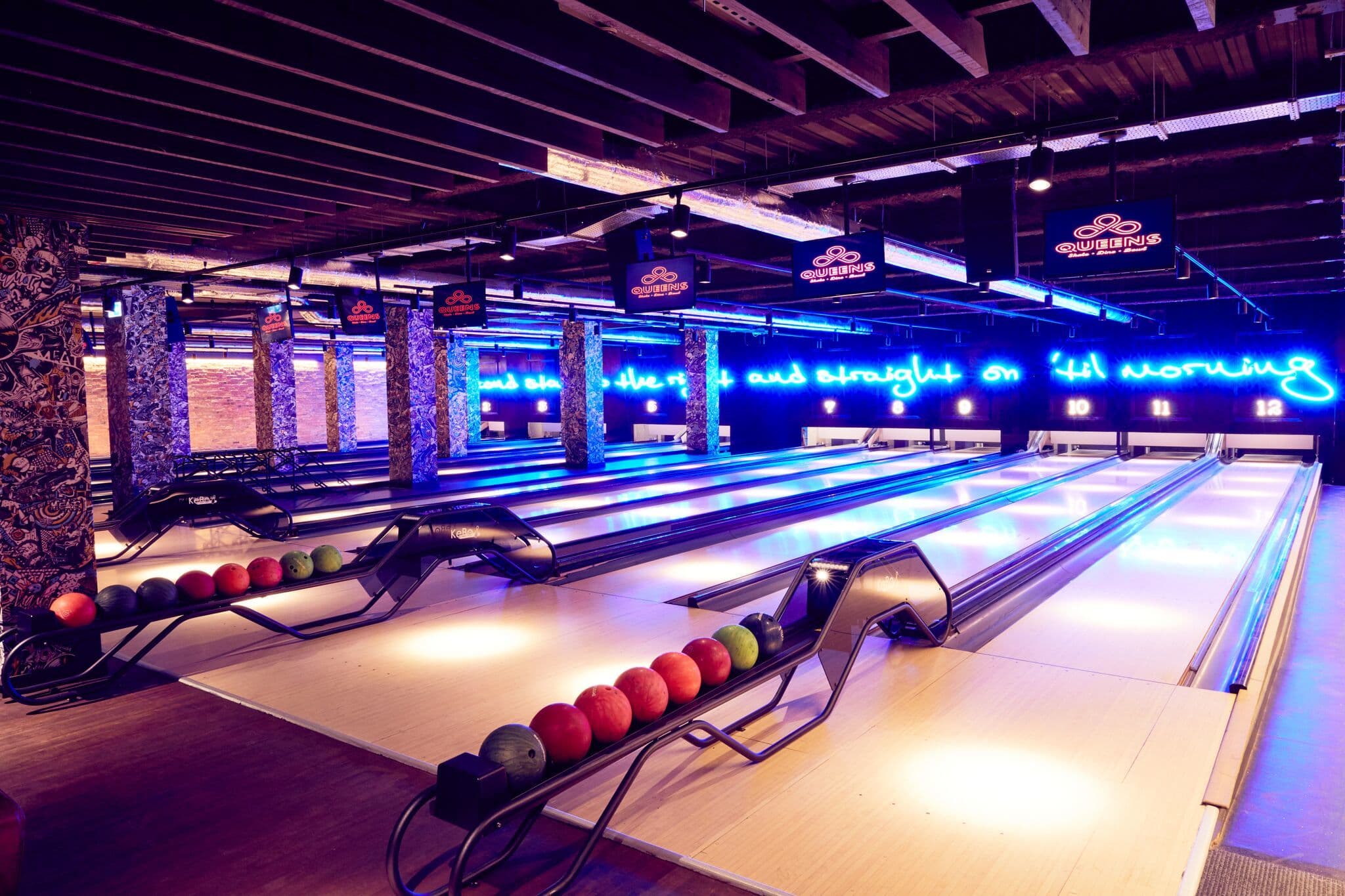 Queens - Skate Dine Bowl, Christmas Party photo #2