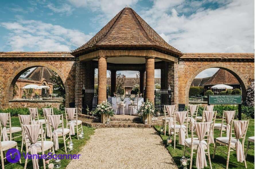 Ivy, Milton Hill House photo #13