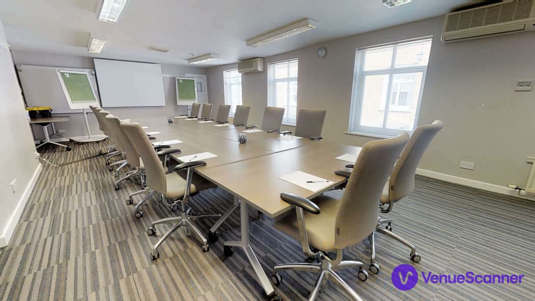 Yellow Birch, Milton Hill House photo #1