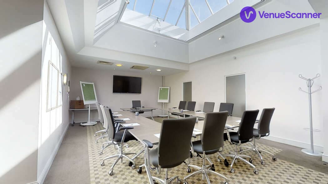 Ivy, Milton Hill House photo #1