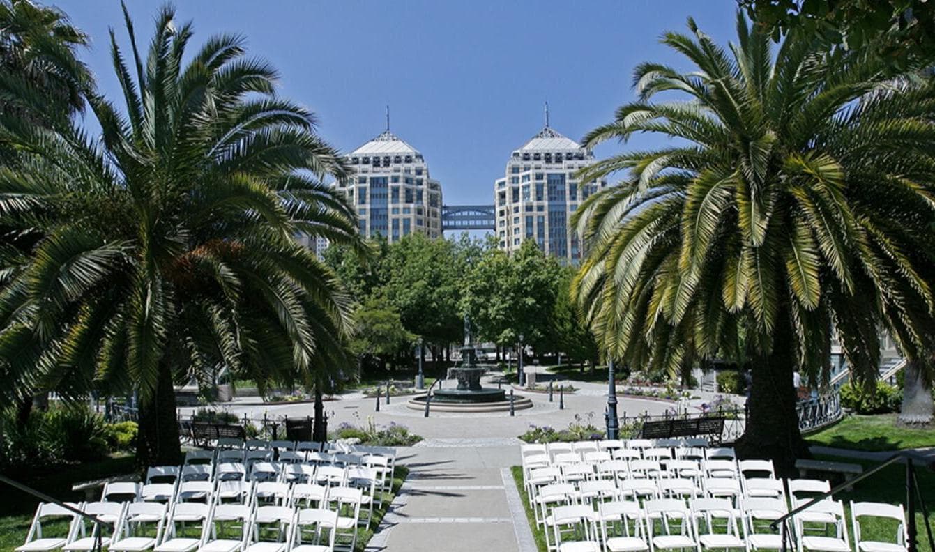 Pavillion & Fountain Circle, Preservation Park photo #1