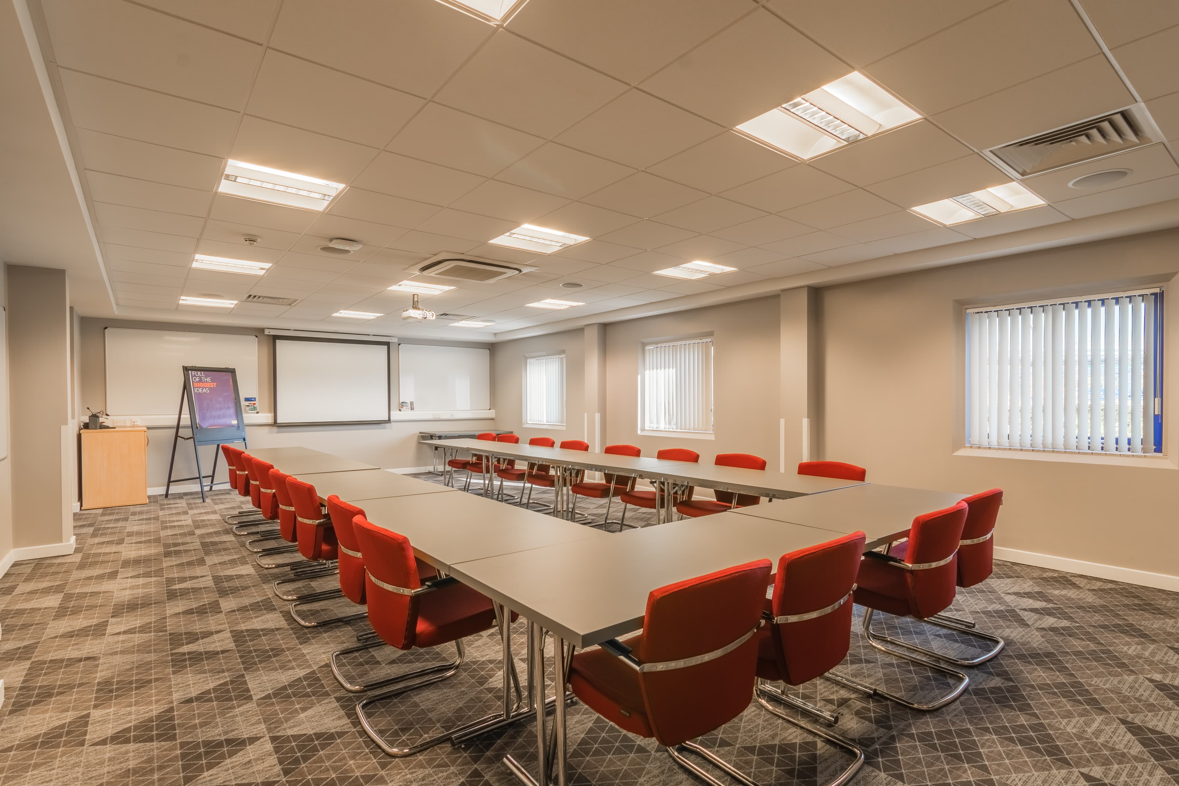 Holiday Inn Express Kettering, Rockingham Suite, undefined photo #5