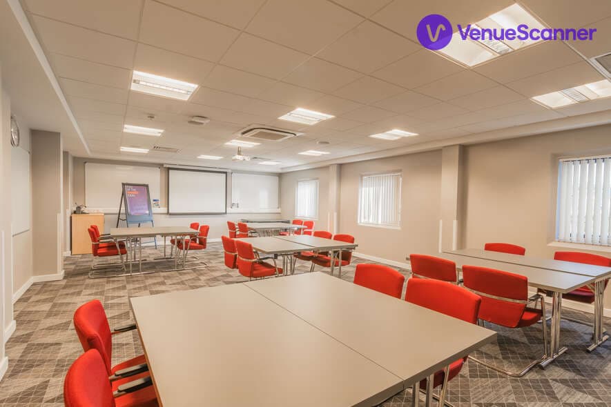 Holiday Inn Express Kettering, Rockingham Suite, undefined photo #2