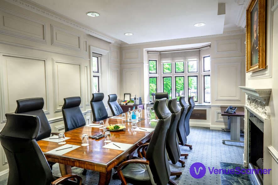 Hutton, Foxhills Club & Resort photo #1