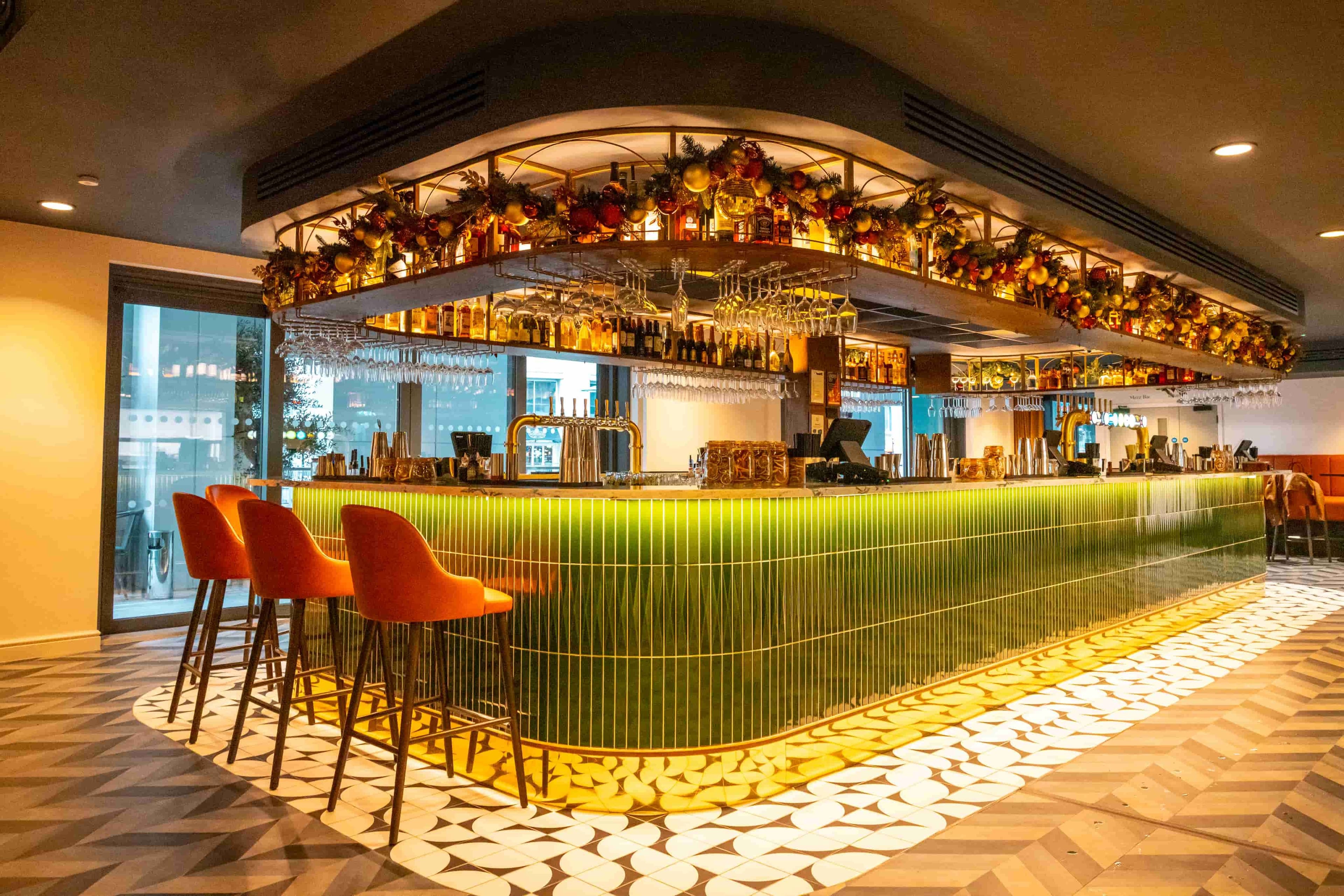 Full Venue Hire, Amazing Grace Canary Wharf photo #4
