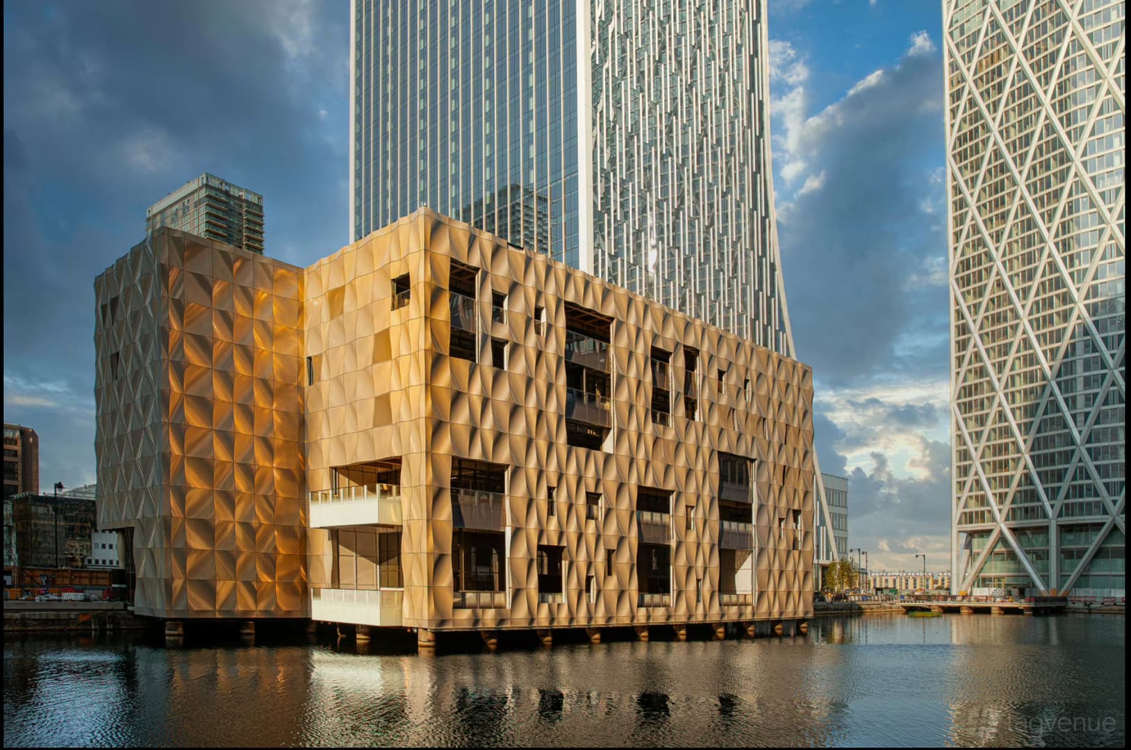 The Mezzanine, Amazing Grace Canary Wharf photo #6
