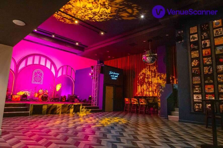 Full Venue Hire, Amazing Grace Canary Wharf photo #3