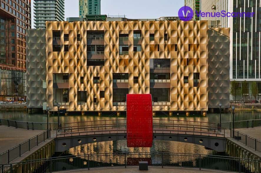 The Mezzanine, Amazing Grace Canary Wharf photo #5