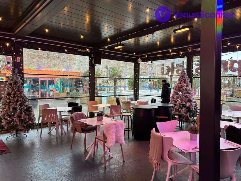 Chalet Gallery, LIMIN SOUTHBANK photo #1