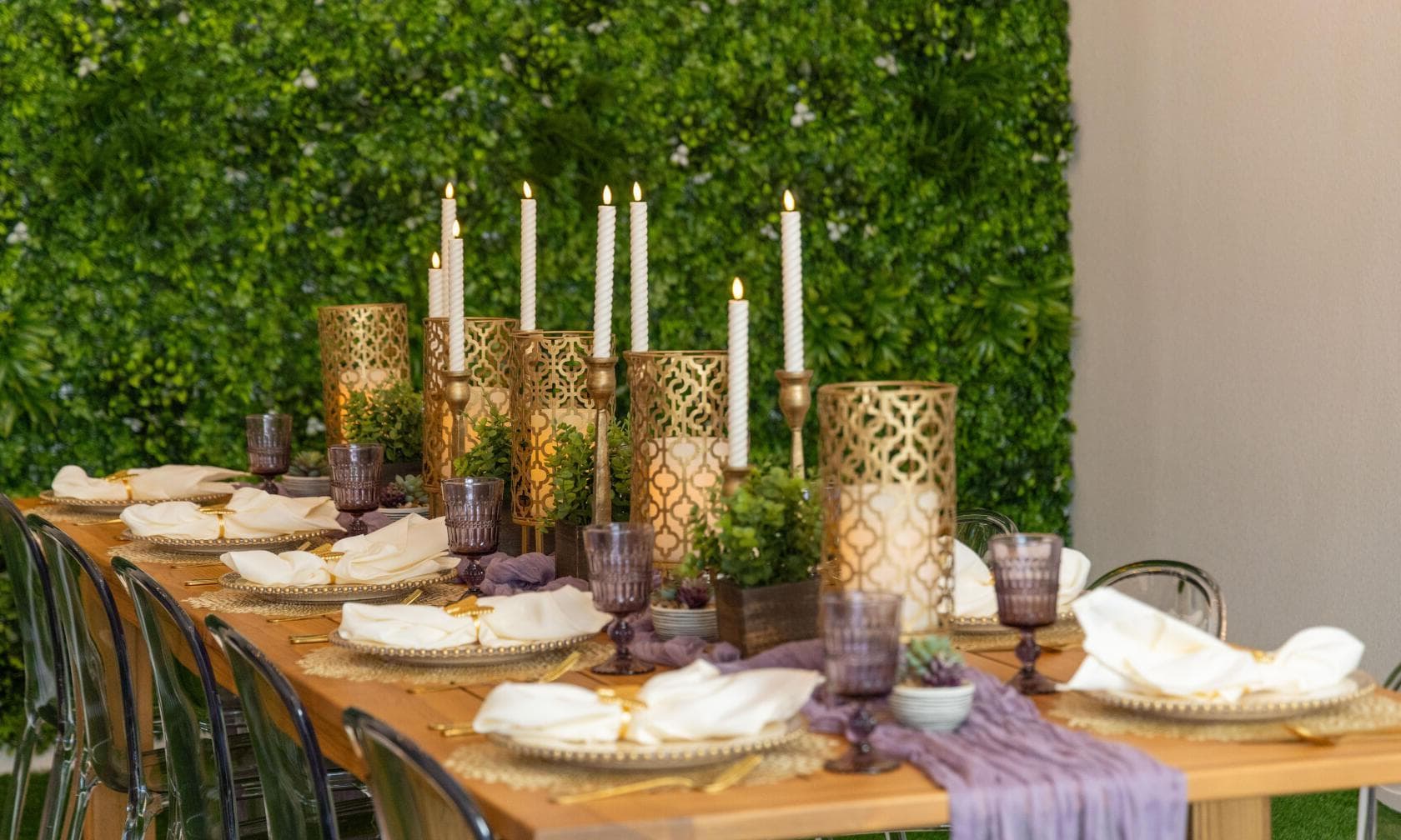 Indoor Picnic Suite, Still a Picnic photo #1