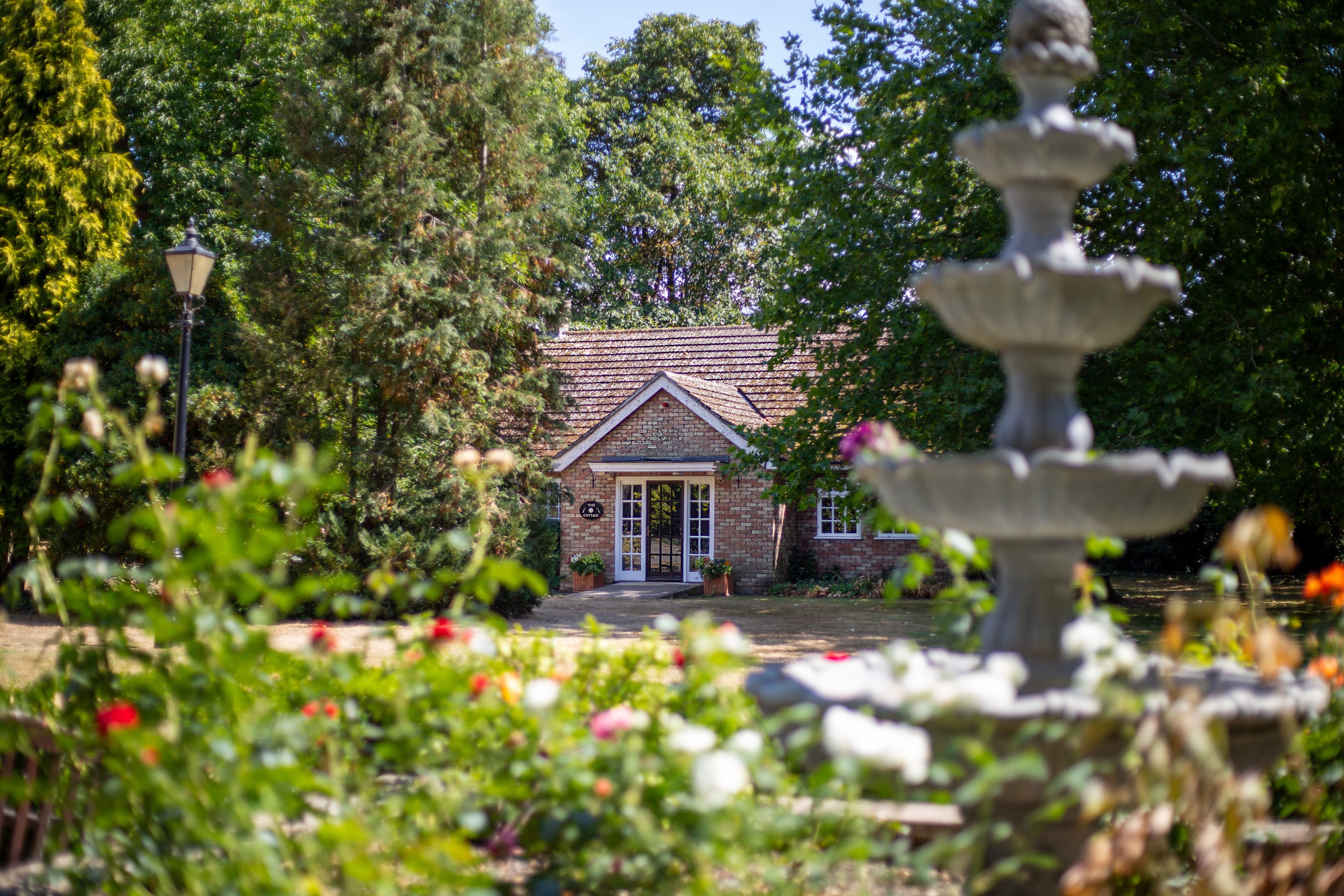 Photo of Woodland Manor Hotel, Library