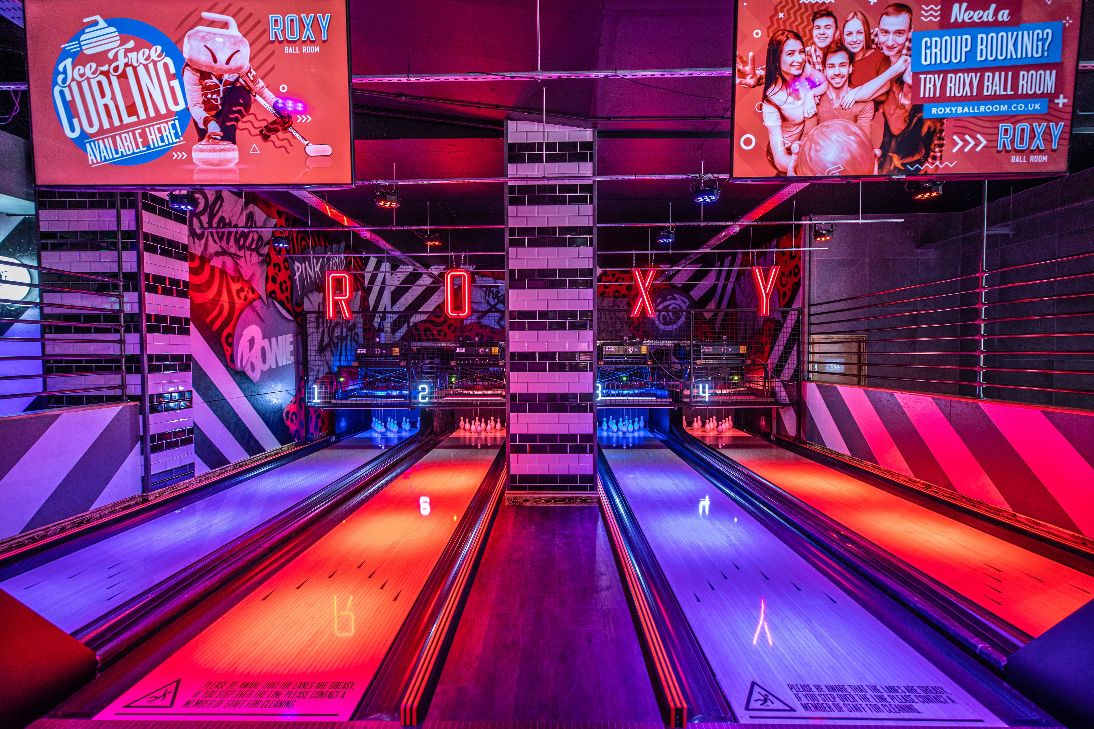 Photo of Roxy Ball Room Sheffield (Charter Sq.), The Full Stage