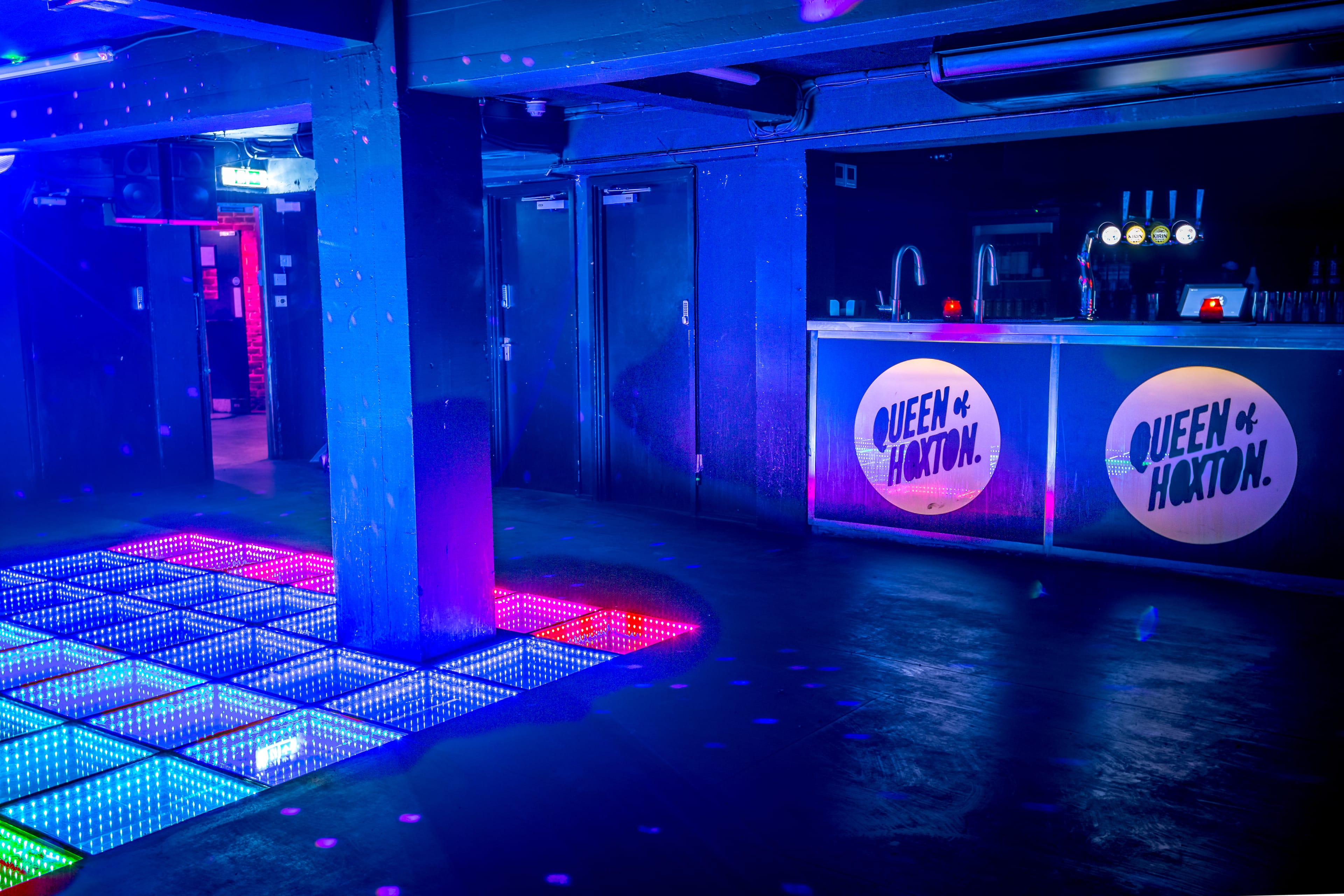 Photo of Queen Of Hoxton, Room 2