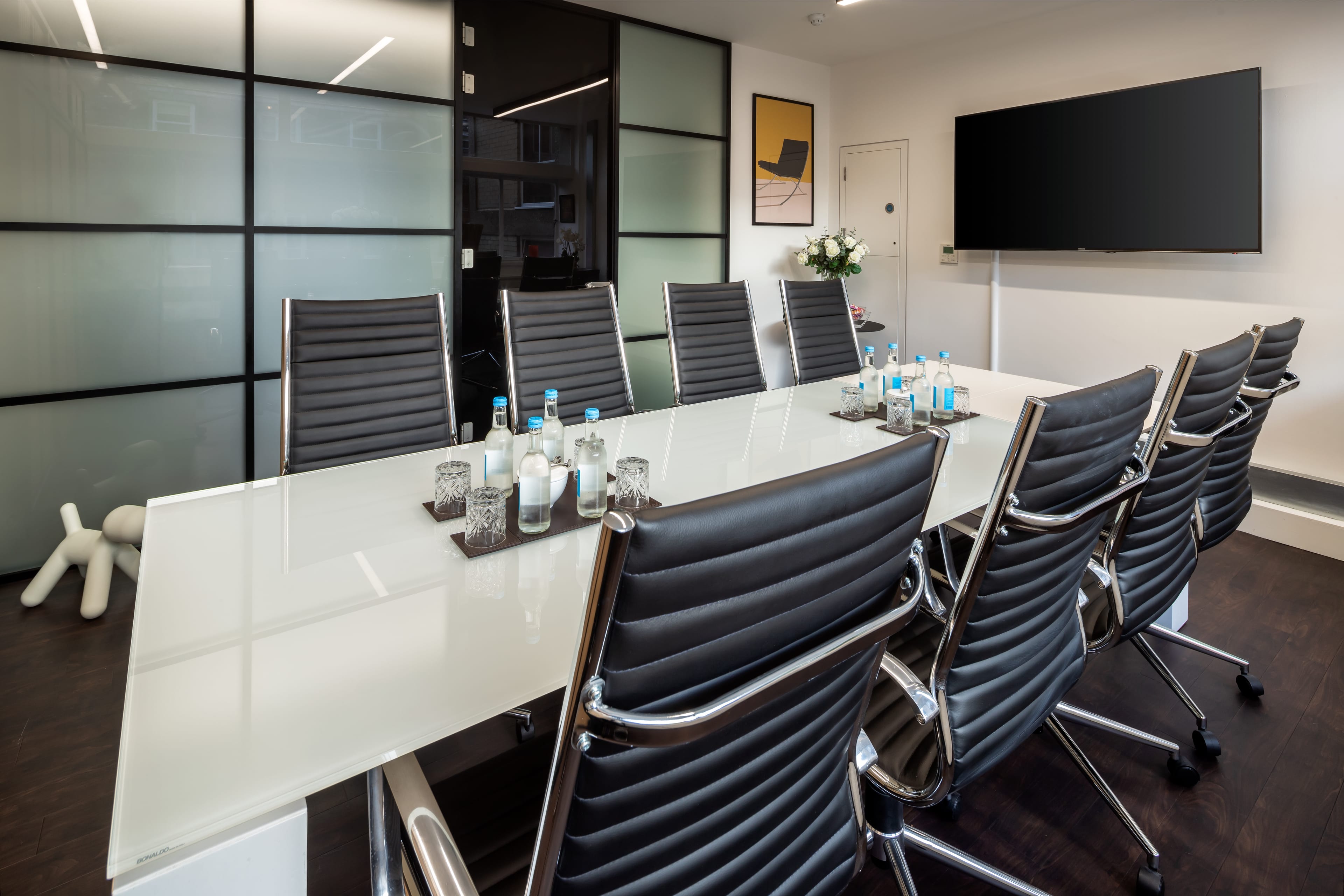 Photo of W1 Workspace, The St James's Room