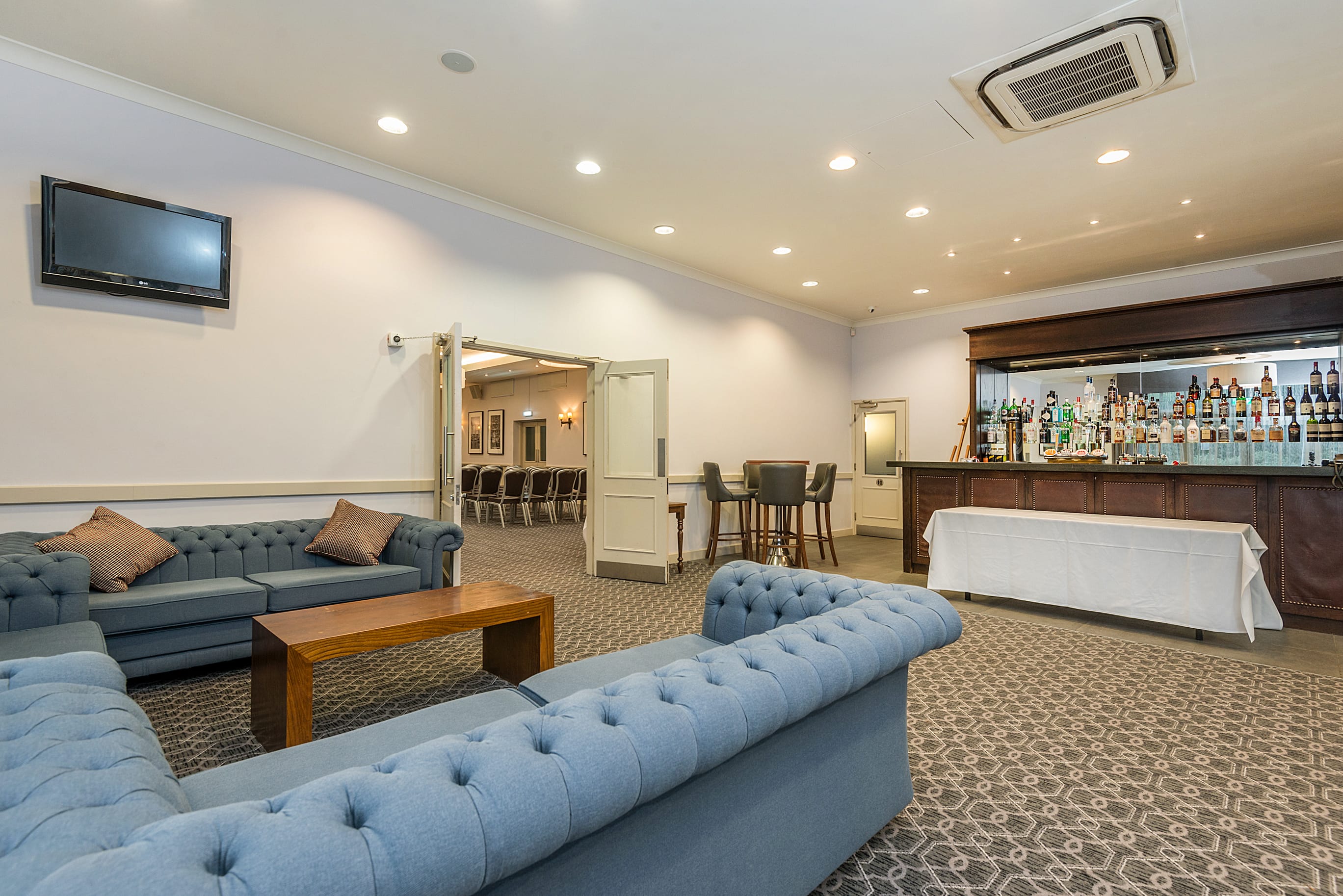 Photo of New Place Hotel - Hampshire, Arden