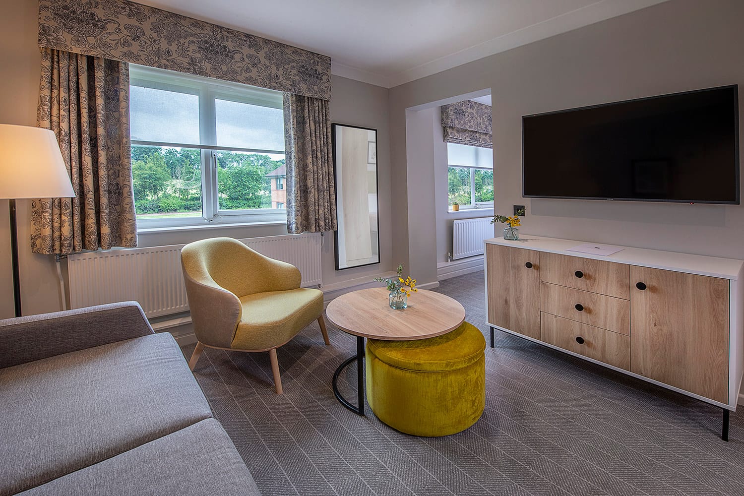 Photo of Horwood House, The Manor Lounge