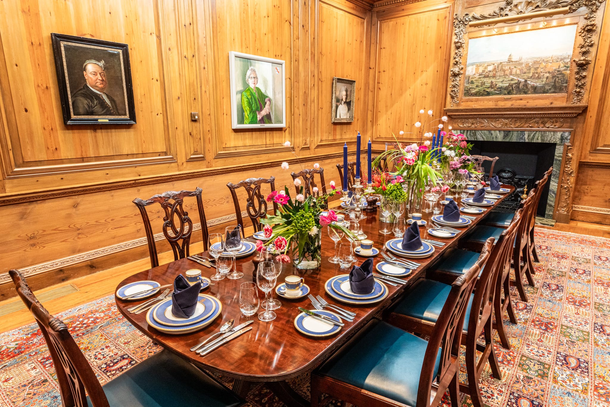 Photo of Haberdashers' Hall, Luncheon Room