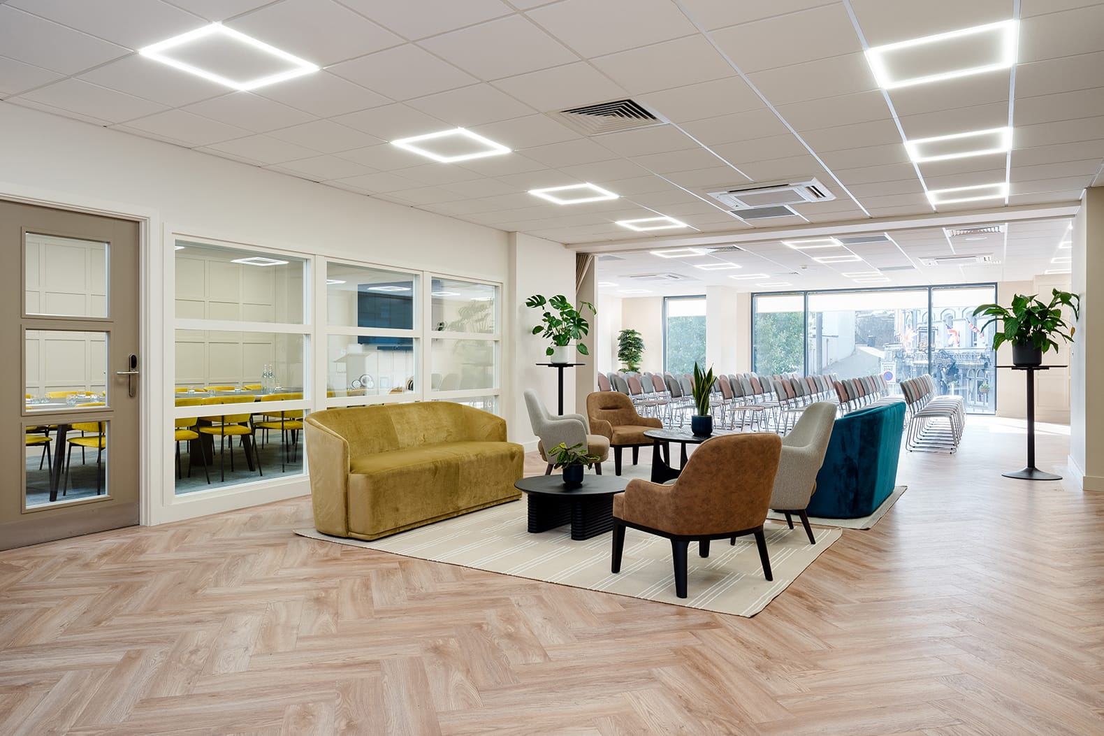 Photo of Hampton By Hilton Torquay, Round-About Board Room